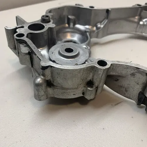 1994 YZ125 OEM Inner Clutch Case Cover Right Side Cover DAMAGED NEEDS REPAIR!!!