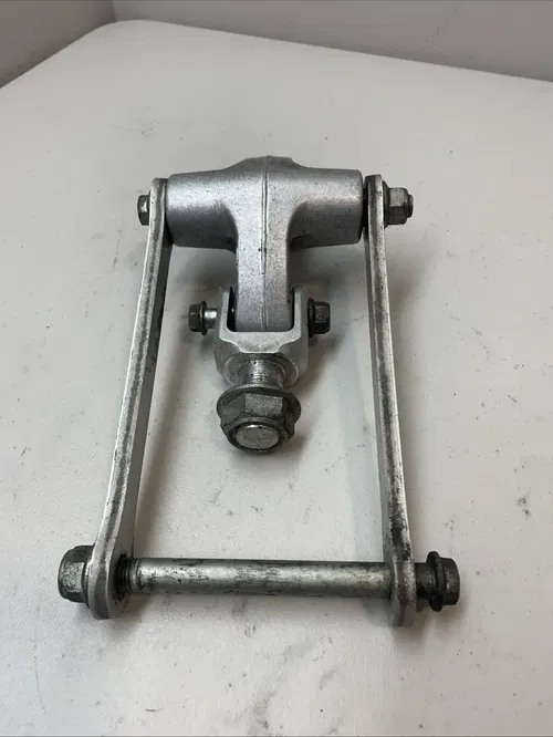 2001 GSXR750 OEM Swing Arm Linkage Dogbone Suspension Linkage gsxr 750 Linkage