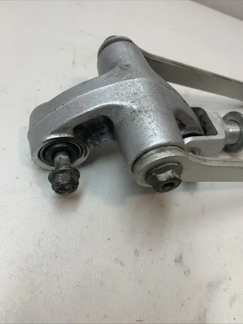 2001 GSXR750 OEM Swing Arm Linkage Dogbone Suspension Linkage gsxr 750 Linkage