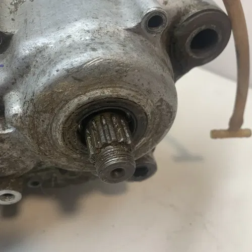 1997 YZ125 OEM Bottom End Engine Motor Transmission Crank FOR PARTS OR REPAIR 97