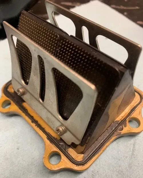 2014 YZ250 OEM Reed Valve Cage Intake Spacer Block 02-24 YZ 250 Yz250 Carb Cage