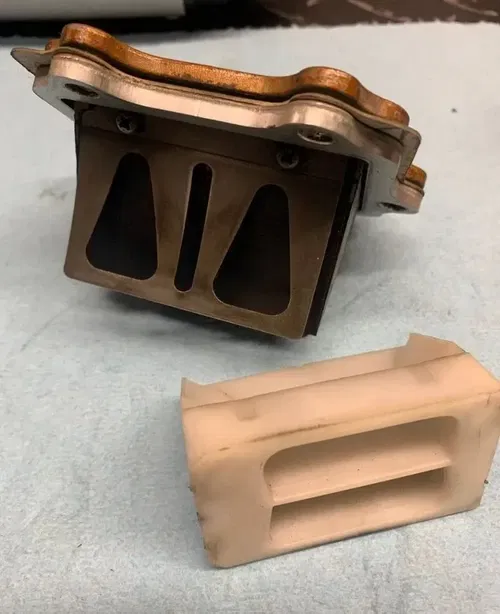 2014 YZ250 OEM Reed Valve Cage Intake Spacer Block 02-24 YZ 250 Yz250 Carb Cage