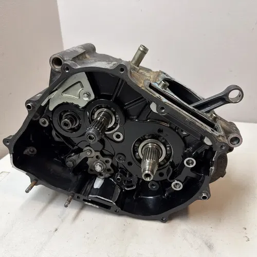 84 Honda XL250R OEM Engine Motor Bottom End Crank Cases Transmission Flywheel