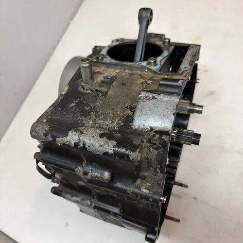 84 Honda XL250R OEM Engine Motor Bottom End Crank Cases Transmission Flywheel