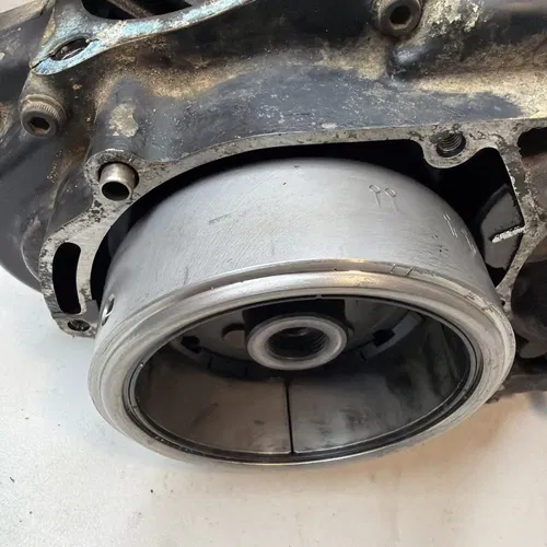84 Honda XL250R OEM Engine Motor Bottom End Crank Cases Transmission Flywheel