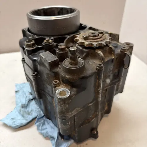 84 Honda XL250R OEM Engine Motor Bottom End Crank Cases Transmission Flywheel