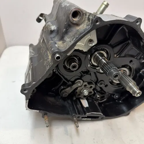 84 Honda XL250R OEM Engine Motor Bottom End Crank Cases Transmission Flywheel