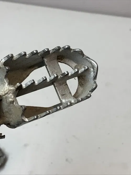 02-22 KX65 OEM Foot Pegs Foot Rest Pegs Stock Foot Pegs Kx 65