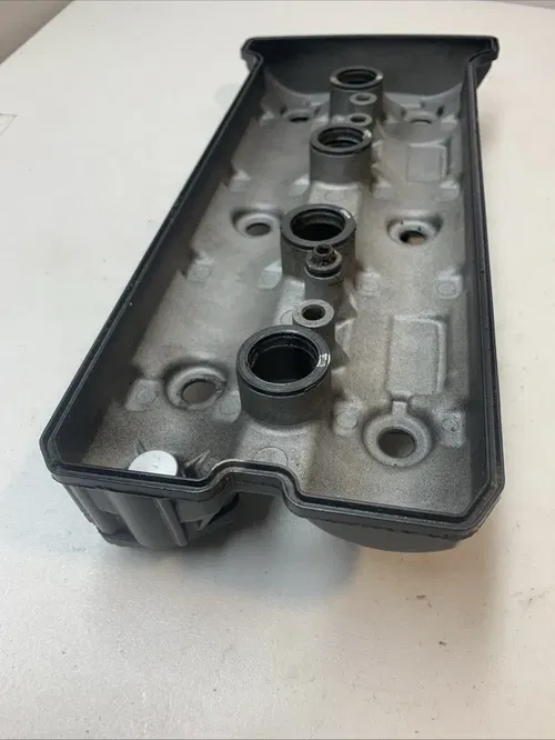 2000-2001 Suzuki GSXR 750 OEM Cylinder Head Valve Cover GSXR750 Valve Cover 2001