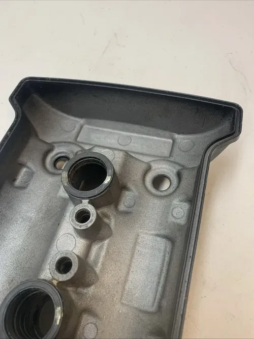 2000-2001 Suzuki GSXR 750 OEM Cylinder Head Valve Cover GSXR750 Valve Cover 2001