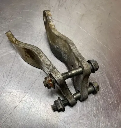 2009 CRF250R OEM Engine Mount Head Stay Brackets Bolts Head Mounts 04-09 Crf250r
