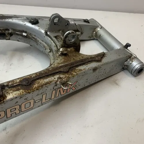 1984 XL250R OEM Swing Arm Rear Suspension Arm 1 Peg Original xl250r Swing Arm