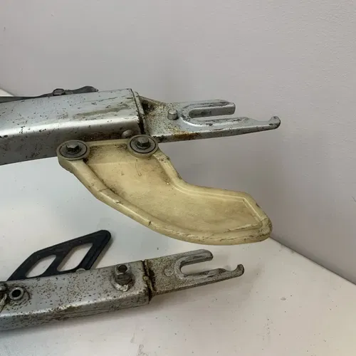 1984 XL250R OEM Swing Arm Rear Suspension Arm 1 Peg Original xl250r Swing Arm