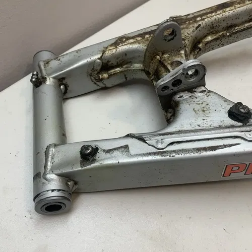 1984 XL250R OEM Swing Arm Rear Suspension Arm 1 Peg Original xl250r Swing Arm
