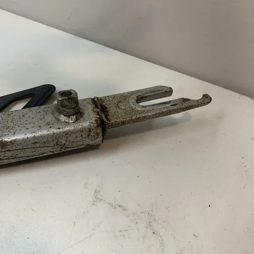 1984 XL250R OEM Swing Arm Rear Suspension Arm 1 Peg Original xl250r Swing Arm