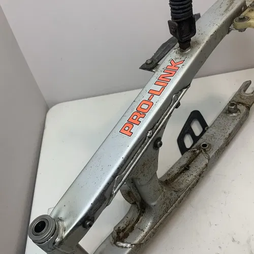 1984 XL250R OEM Swing Arm Rear Suspension Arm 1 Peg Original xl250r Swing Arm
