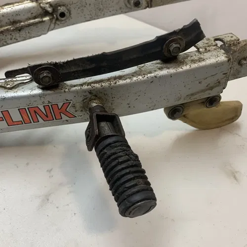1984 XL250R OEM Swing Arm Rear Suspension Arm 1 Peg Original xl250r Swing Arm