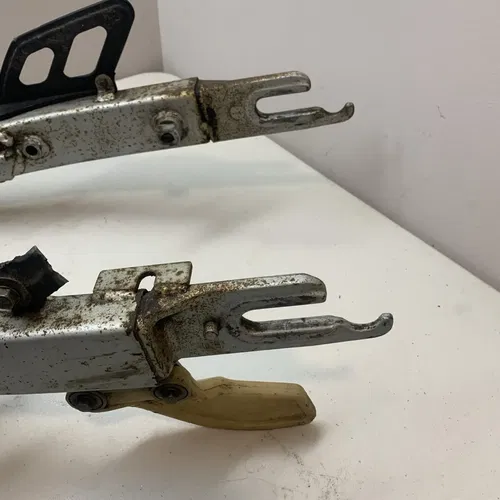 1984 XL250R OEM Swing Arm Rear Suspension Arm 1 Peg Original xl250r Swing Arm