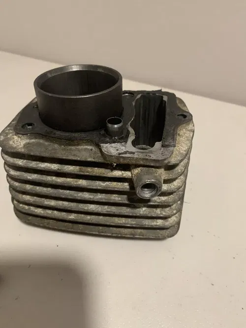 1982 XR80 OEM Cylinder Piston And Rings xr80 xr 80 XR 80 Cylinder Jug Top End 82