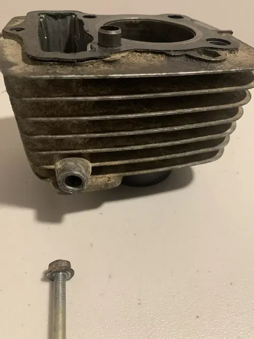 1982 XR80 OEM Cylinder Piston And Rings xr80 xr 80 XR 80 Cylinder Jug Top End 82