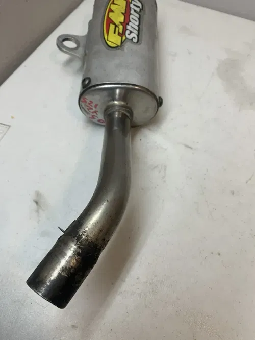 FMF SHORTY SILENCER MUFFLER 24010 P-CORE2 SHORTY YZ125 02-08 DAMAGED FOR PARTS!