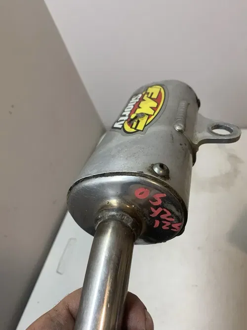 FMF SHORTY SILENCER MUFFLER 24010 P-CORE2 SHORTY YZ125 02-08 DAMAGED FOR PARTS!