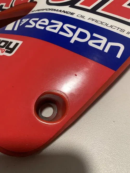 2000 2001 CR250 Lucas Oil Graphics Plastics 00-01 cr 250 Side Shrouds Plastics