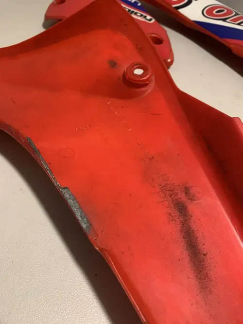 2000 2001 CR250 Lucas Oil Graphics Plastics 00-01 cr 250 Side Shrouds Plastics