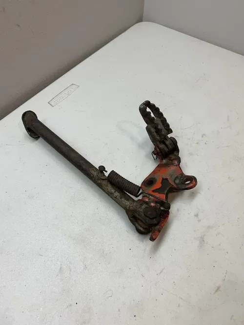 1986 HONDA XR80R XR 80 KICKSTAND KICK SIDE STAND FOOT PEG 50530-GFW-305 xr80 86