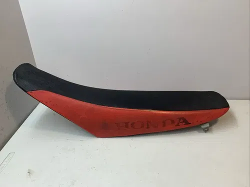 2004 HONDA CRF450R CRF 450R OEM SEAT SADDLE FOAM PAN COVER COMP 77100-MEN-670