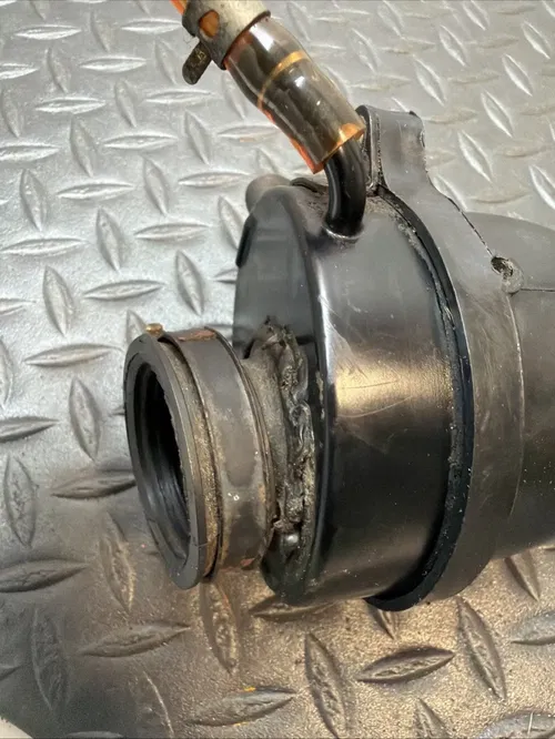 2002 XR70R OEM Air Box With Crank Case Breather Box And Lines XR 70r Air Box