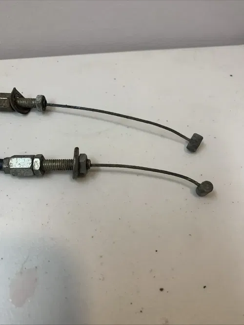 1984 84 Honda XL250R xl250r OEM Throttle Cables Tube Assembly BROKEN TUBE