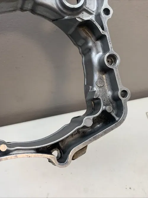 2008 YZ85 OEM Inner Clutch Cover With Water pump YZ 85 Clutch Case Cover DAMAGED