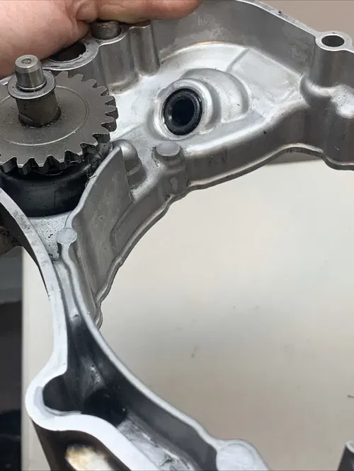 2008 YZ85 OEM Inner Clutch Cover With Water pump YZ 85 Clutch Case Cover DAMAGED