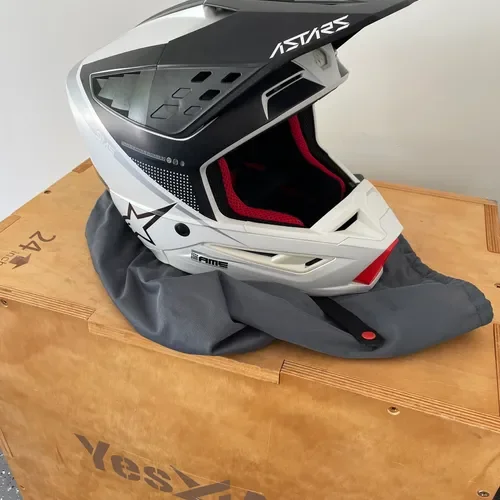 Alpinestars Super Tech M5 Rayon Helmet 