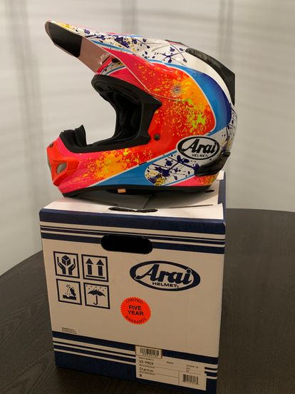 Brand New Arai VX-Pro4 Stanton Replica MX Offroad Helmet Size Medium