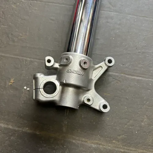 Showa 49mm Forks 