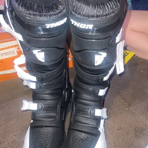 Thor Boots - Size 9