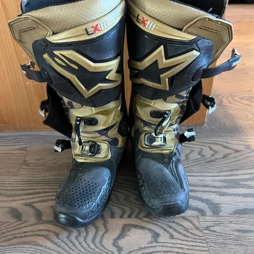 Alpinestars Boots Tech 10 - Size 8