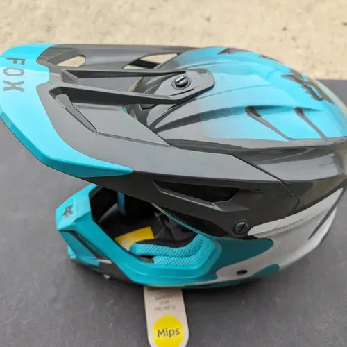 Fox Racing V3 Revise Moto Helmet 