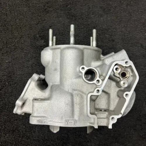 Cylinder Yz250 06-22