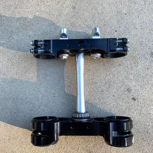 Ride Engineering Split triple Clamps 