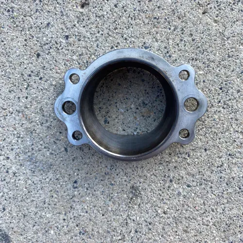 Twisted Development Exhaust Flange