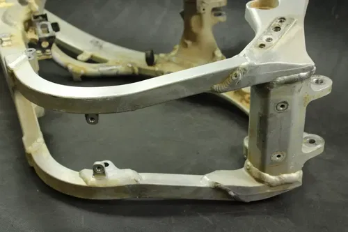 2014 Kawasaki Kx450f *Cracked* Frame  B4439