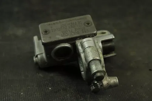 2005 Suzuki Rmz250 OEM Nissin Front Brake Master Cylinder  B4479