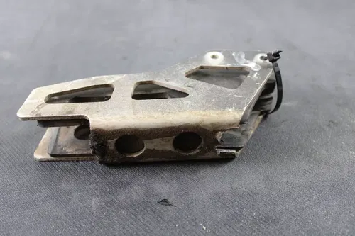 2001 96-07 RM125 RM250 OEM CHAIN SUPPORT SLIDER GUIDE TRUST PLATE B4499