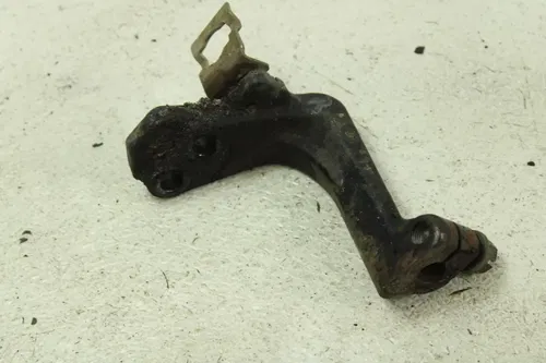 2002 Suzuki Quadrunner 250 OEM Front Right Knuckle Holder  B4464
