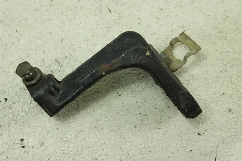 2002 Suzuki Quadrunner 250 OEM Front Right Knuckle Holder  B4464