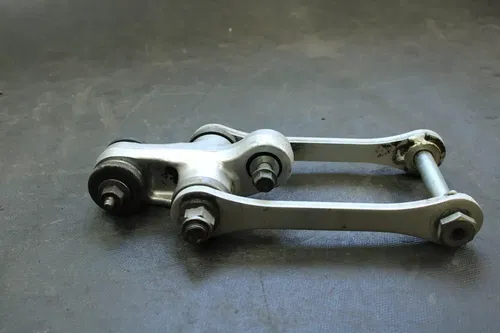 1993 Suzuki Dr350 OEM Rear Shock Linkage  B4468