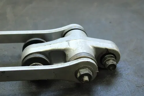 1993 Suzuki Dr350 OEM Rear Shock Linkage  B4468